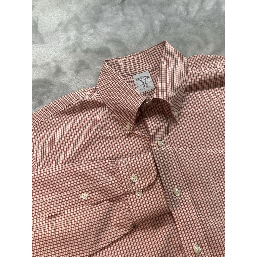 Brooks Brothers 346 Shirt Mens 16 6/7 Red Plaid Slim Fit Cotton Button Up Preppy